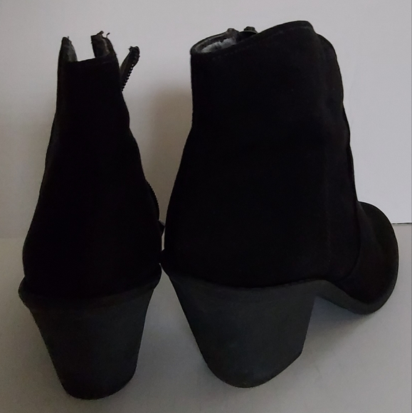 ankle boots - Picture 4 of 6